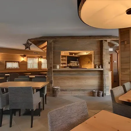 Bait De Angial Szálloda Livigno